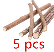 Load image into Gallery viewer, 5/15/20pcs Cat Cleaning Teeth Pure Natural Catnip Stick Pet Cat Molar Toothpaste Silvervine Actinidia Fruit Matatabi Cat Snacks
