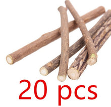 Load image into Gallery viewer, 5/15/20pcs Cat Cleaning Teeth Pure Natural Catnip Stick Pet Cat Molar Toothpaste Silvervine Actinidia Fruit Matatabi Cat Snacks